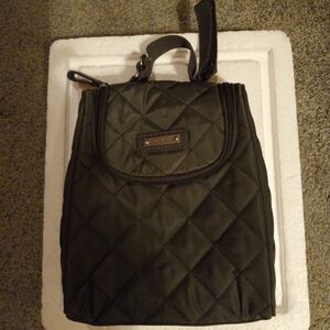 Storksak London Green Zippered diaper bag 10X7 X3